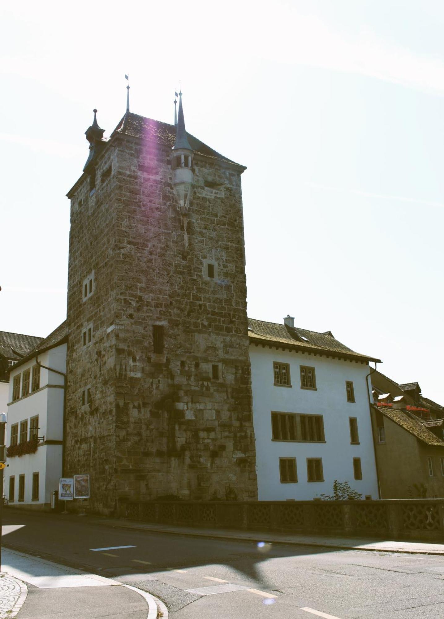 Business I Family Apartment I 1-4 Personen - Aare Blick, Nahe Altstadt I Beamer - 99" Leinwand I Terrassen Lounge Und Parkplatz Brugg  Εξωτερικό φωτογραφία