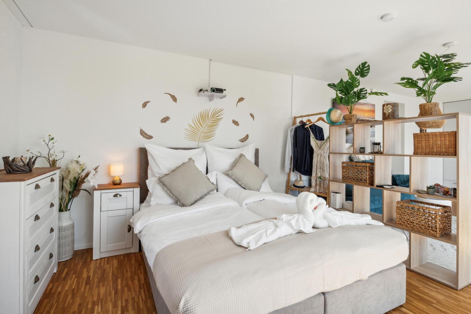 Business I Family Apartment I 1-4 Personen - Aare Blick, Nahe Altstadt I Beamer - 99" Leinwand I Terrassen Lounge Und Parkplatz Brugg  Εξωτερικό φωτογραφία